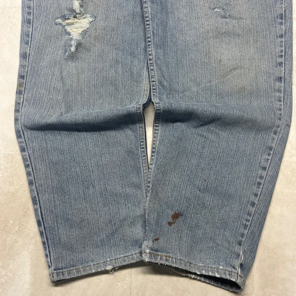 Levis 560 Comfort Fit Jeans Light Wash Mens W36 L30 Distressed Baggy Denim 0752